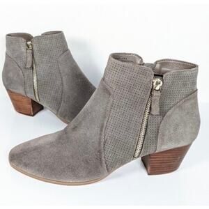 Violet & Red Gray Suede Ankle Booties Stacked Heel Size 10